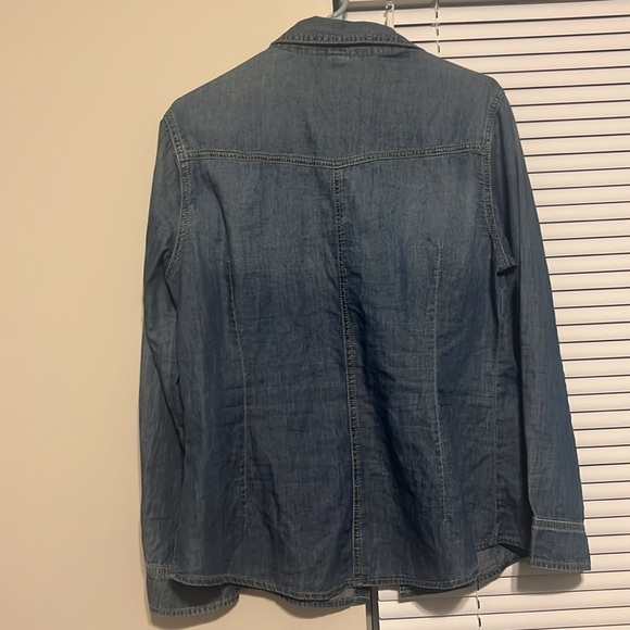 Blue Jean button down Top - Picture 2 of 2